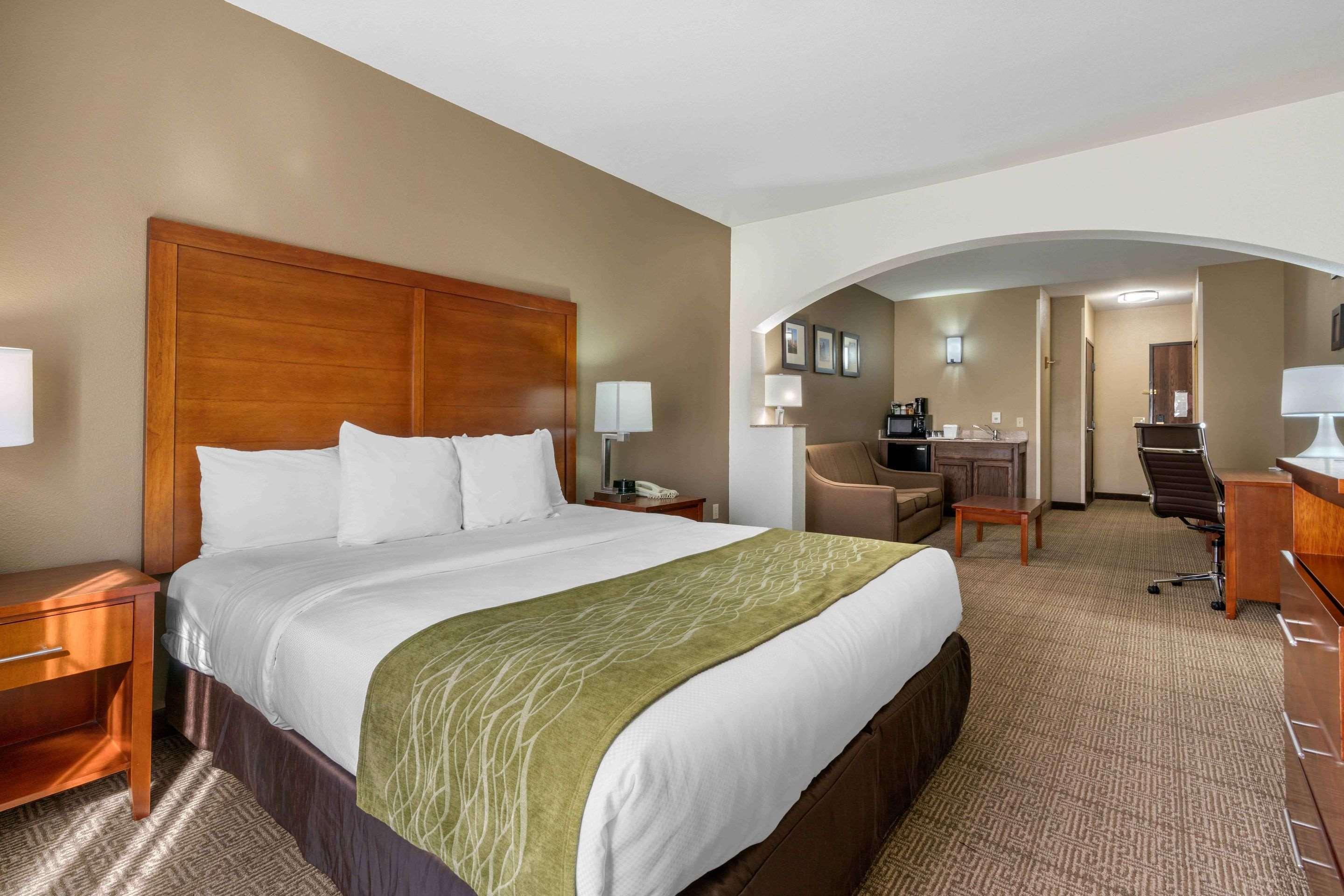 Comfort Inn & Suites Sacramento - University Area Eksteriør billede