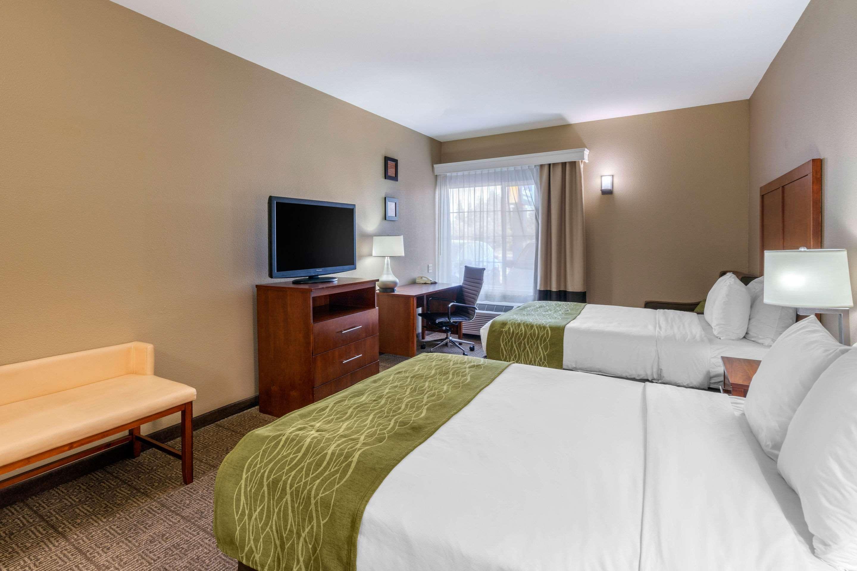 Comfort Inn & Suites Sacramento - University Area Eksteriør billede