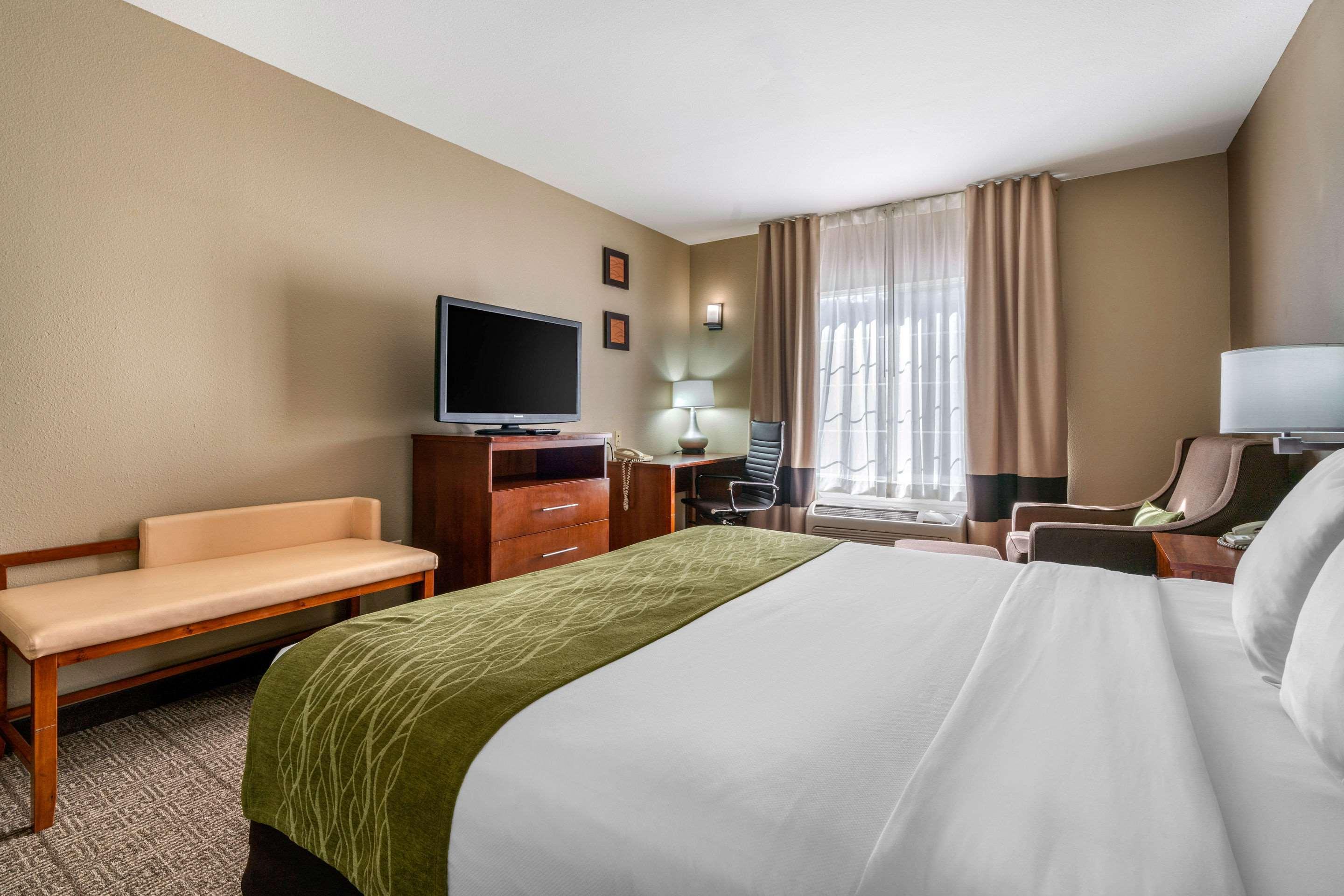 Comfort Inn & Suites Sacramento - University Area Eksteriør billede