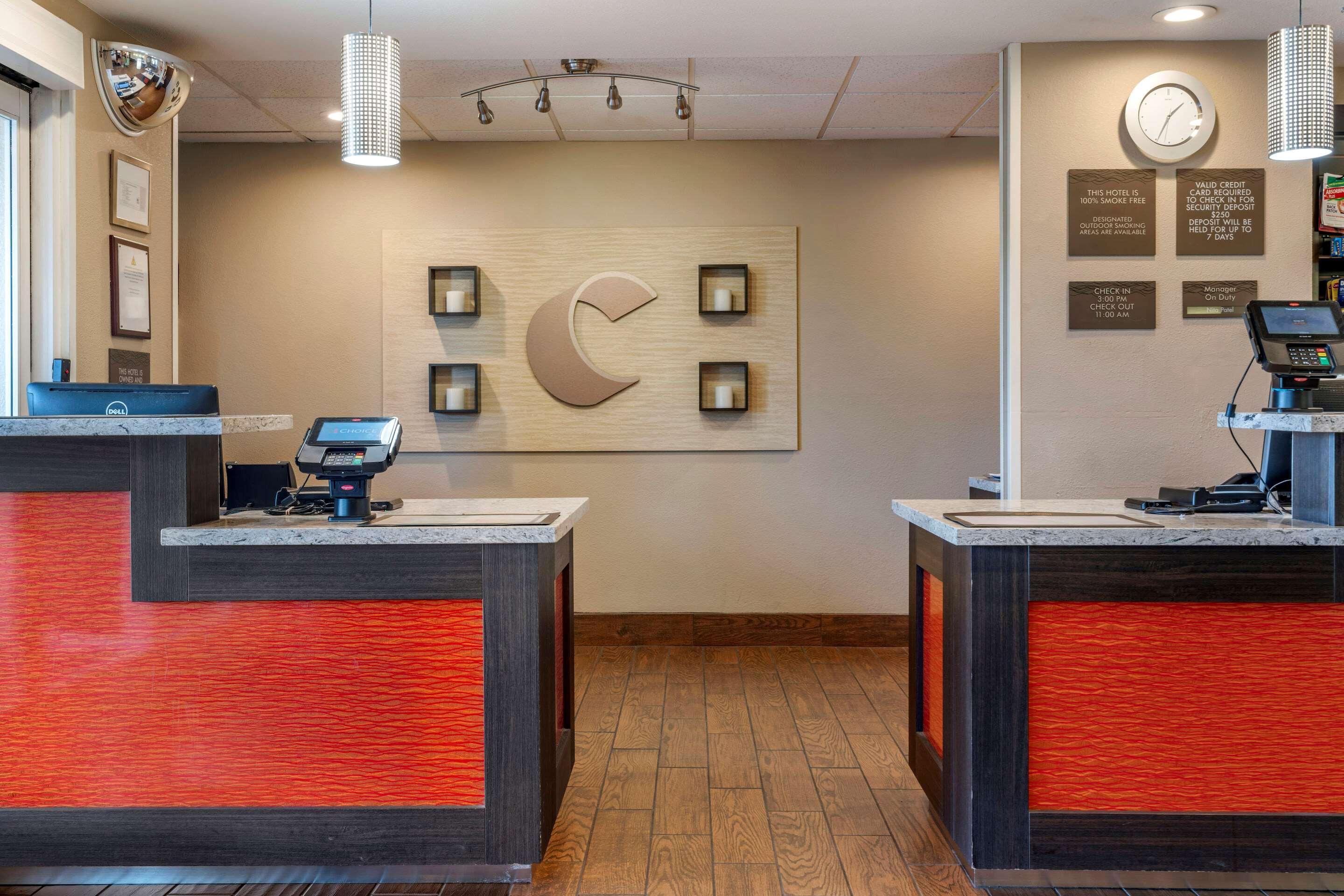 Comfort Inn & Suites Sacramento - University Area Eksteriør billede