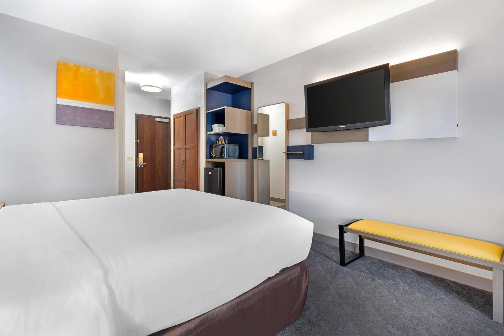 Comfort Inn & Suites Sacramento - University Area Eksteriør billede