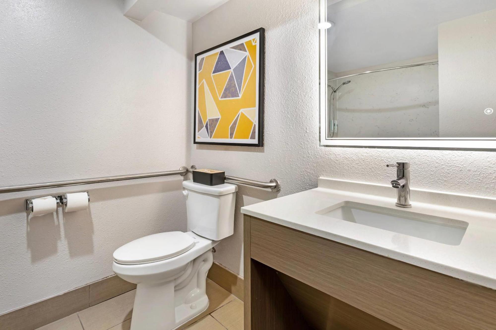Comfort Inn & Suites Sacramento - University Area Eksteriør billede