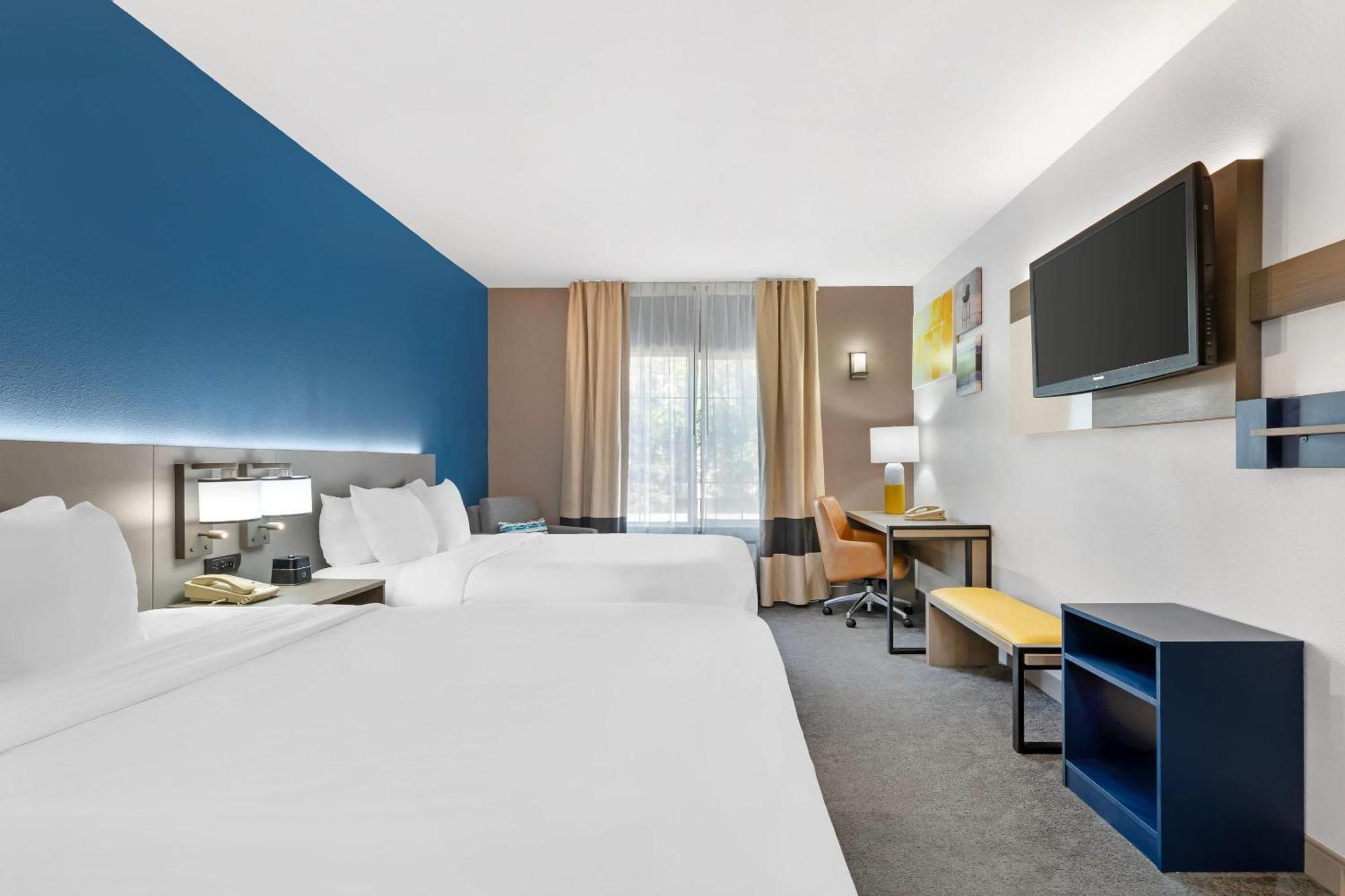 Comfort Inn & Suites Sacramento - University Area Eksteriør billede