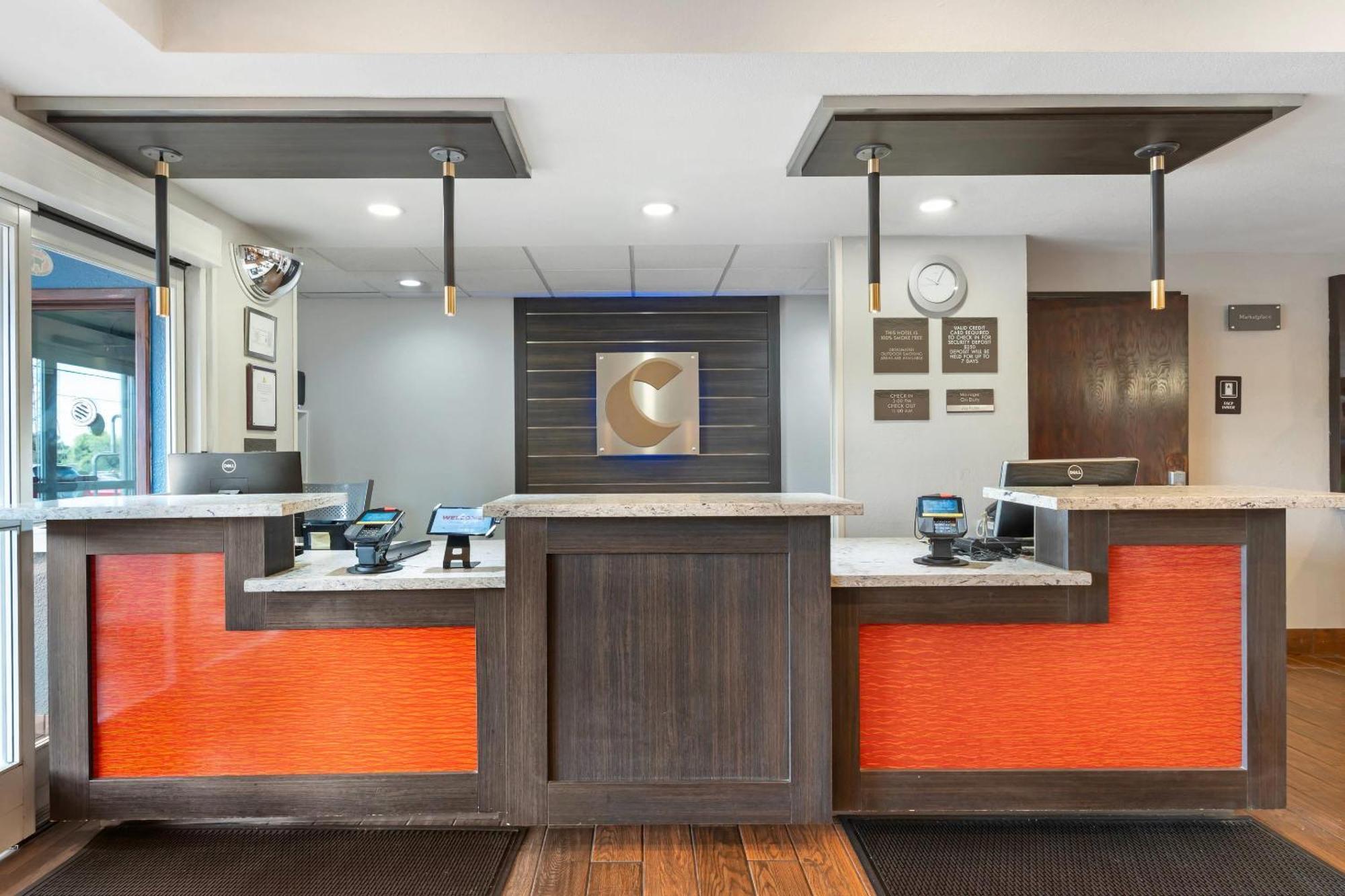 Comfort Inn & Suites Sacramento - University Area Eksteriør billede